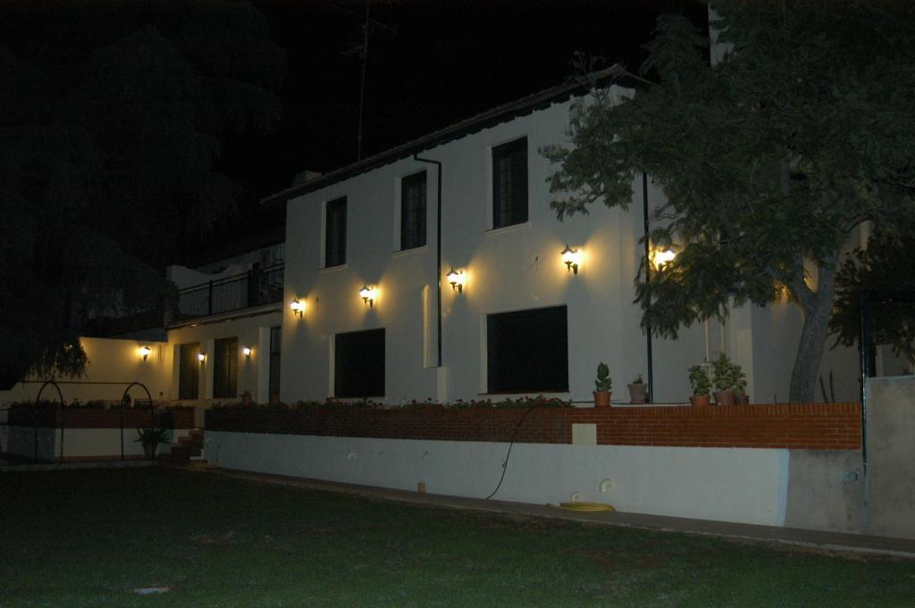 Riotinto Victorian House Guest House มินาส เดอ ริโอตินโต ภายนอก รูปภาพ
