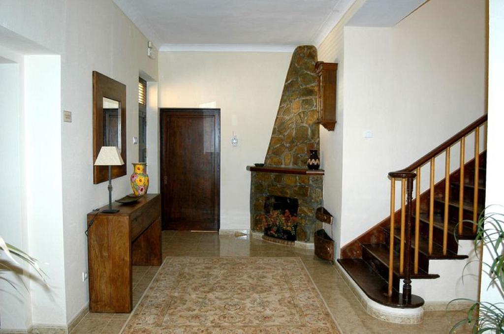 Riotinto Victorian House Guest House มินาส เดอ ริโอตินโต ภายนอก รูปภาพ